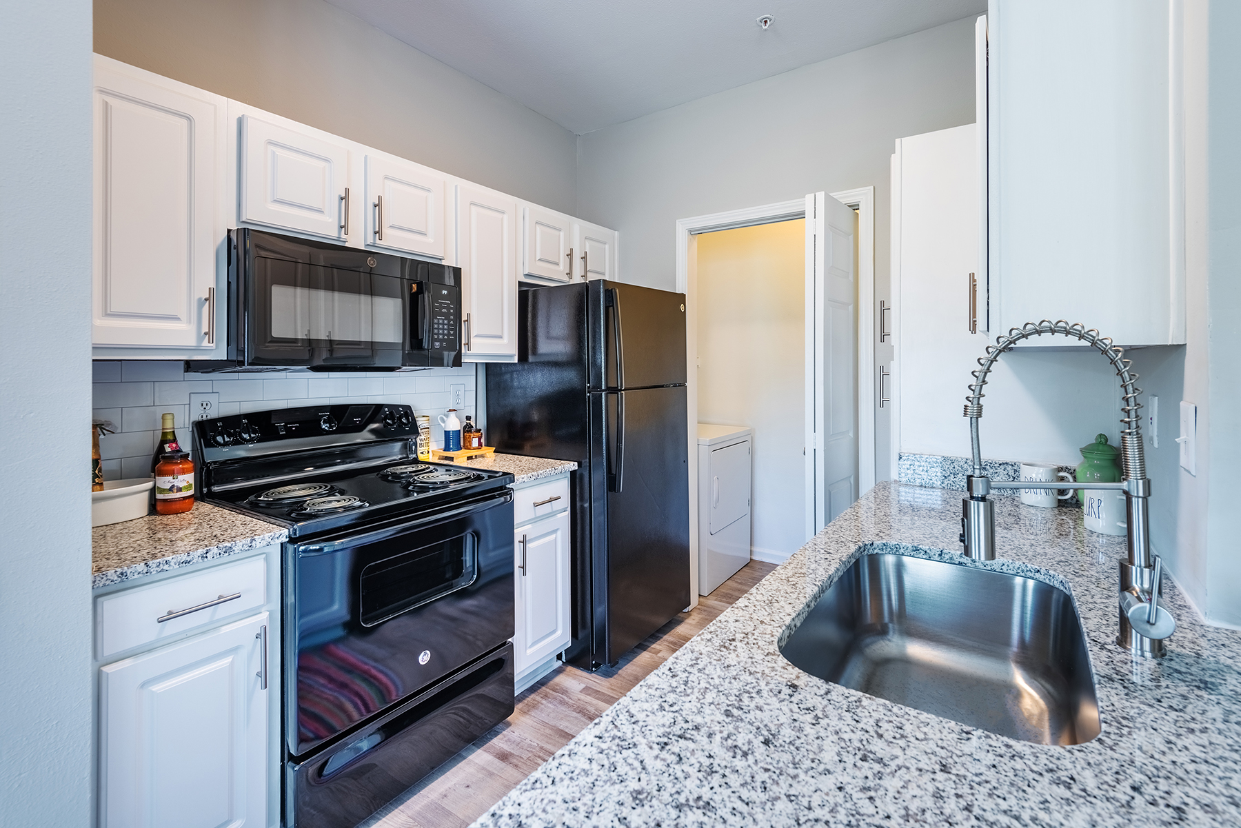 Braxton at Woods Lake The Multifamily Advisory Group at Cushman